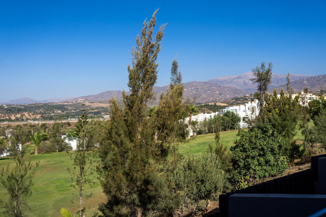 Casa De Nero - Premium House With Jacuzzi Next To Golf Course Villa Caleta De Velez Exteriör bild